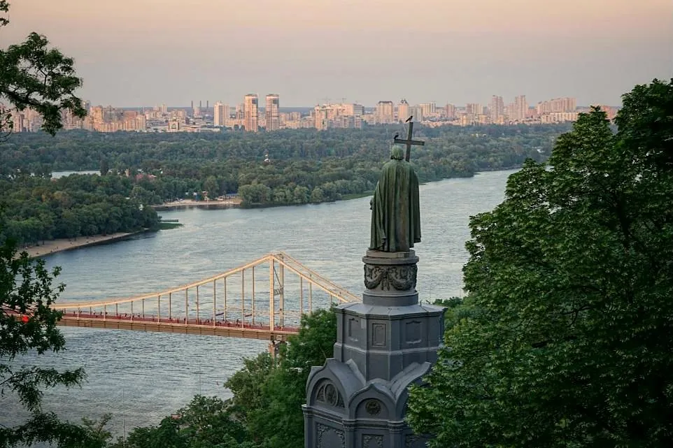 Vista del río Dniéper en Kiev